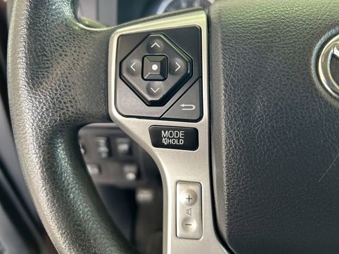 Used 2017 Toyota Tundra SR5 image 47