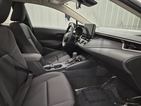 Used 2023 Toyota Corolla LE image 25