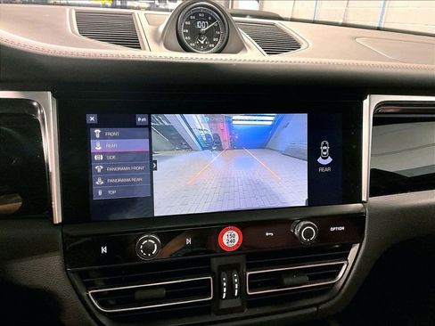 Certified 2023 Porsche Macan S image 26