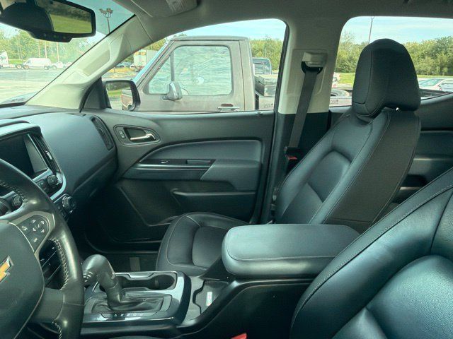 Used 2021 Chevrolet Colorado Z71 w/ Safety Package AWD/4WD image 36