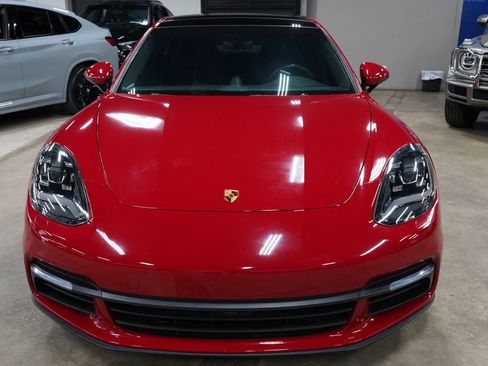 Used 2020 Porsche Panamera RWD image 7