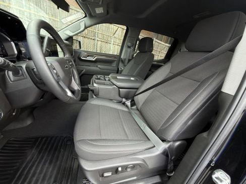 New 2026 Chevrolet Silverado 1500 RST w/ LPO, Dark Essentials Package RWD image 18