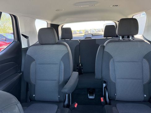 Used 2021 Chevrolet Traverse LT AWD/4WD image 25