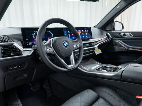 New 2026 BMW X5 xDrive50e image 13