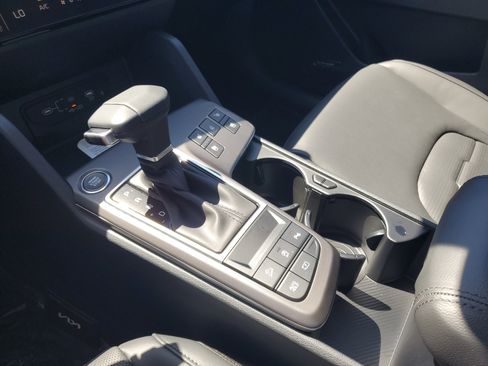 New 2026 Kia Sportage SX image 25