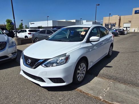 Used 2018 Nissan Sentra S FWD image 13
