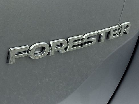 Certified 2023 Subaru Forester Premium AWD/4WD image 31
