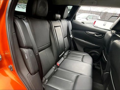 Used 2022 Nissan Rogue Sport SL image 23