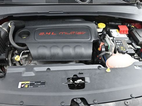Used 2022 Jeep Compass High Altitude AWD/4WD image 22
