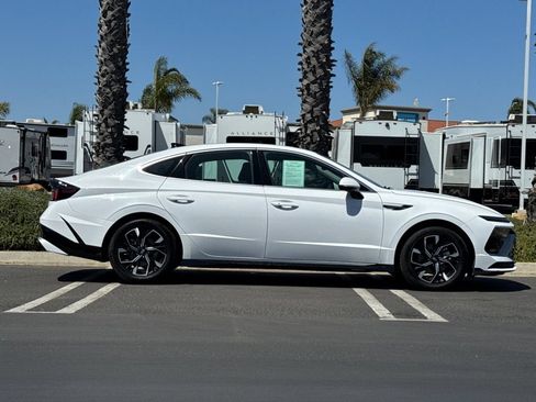 Used 2024 Hyundai Sonata SEL FWD image 3