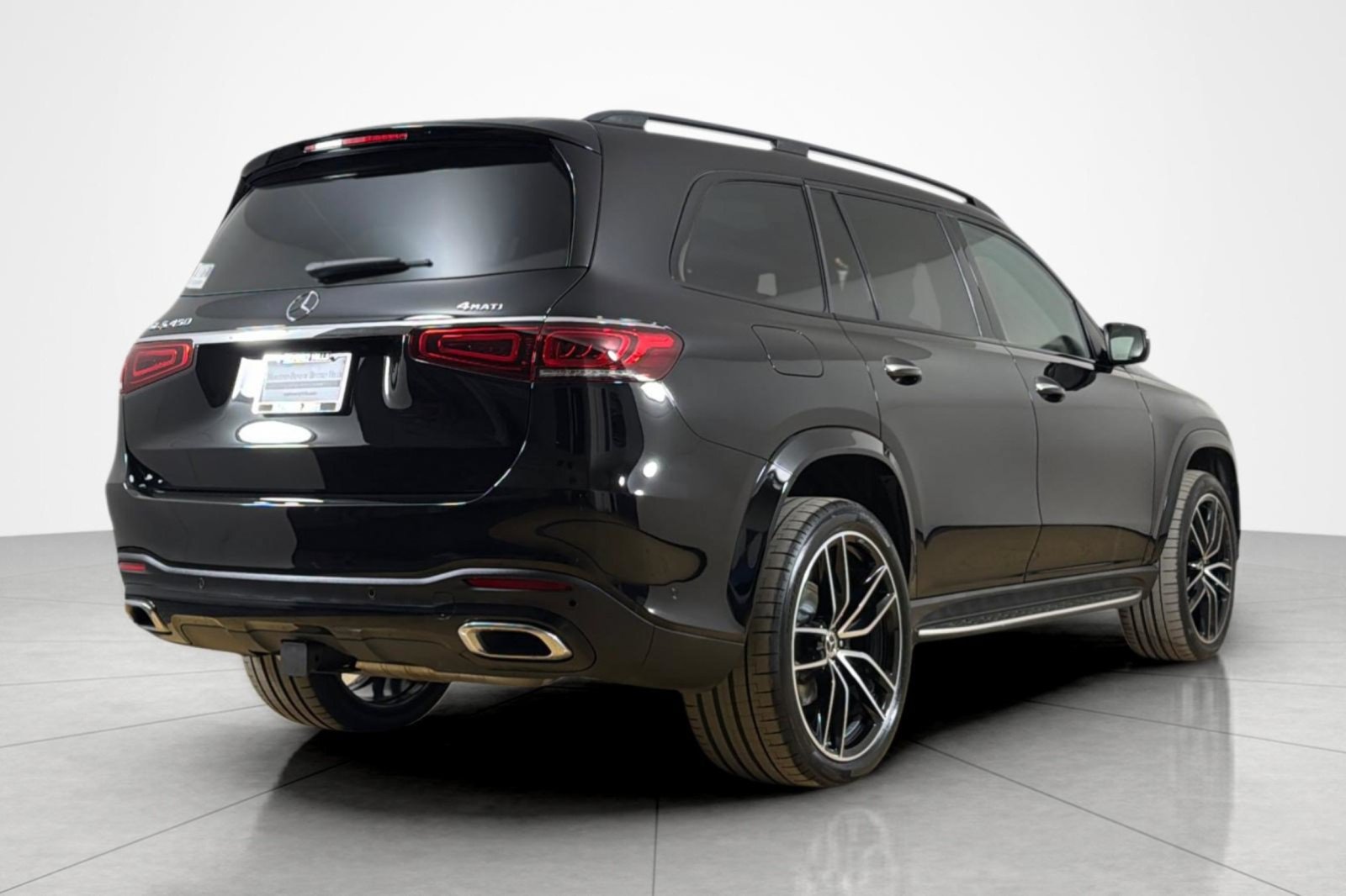 Used 2022 Mercedes-Benz GLS 450 4MATIC image 5