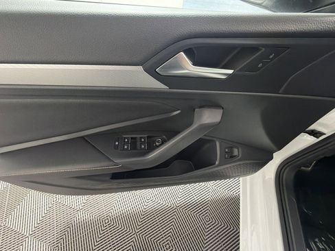 Used 2023 Volkswagen Jetta Sport image 15