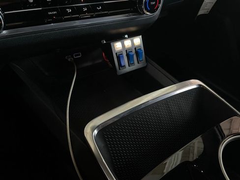 Used 2025 Chevrolet Equinox LT image 37