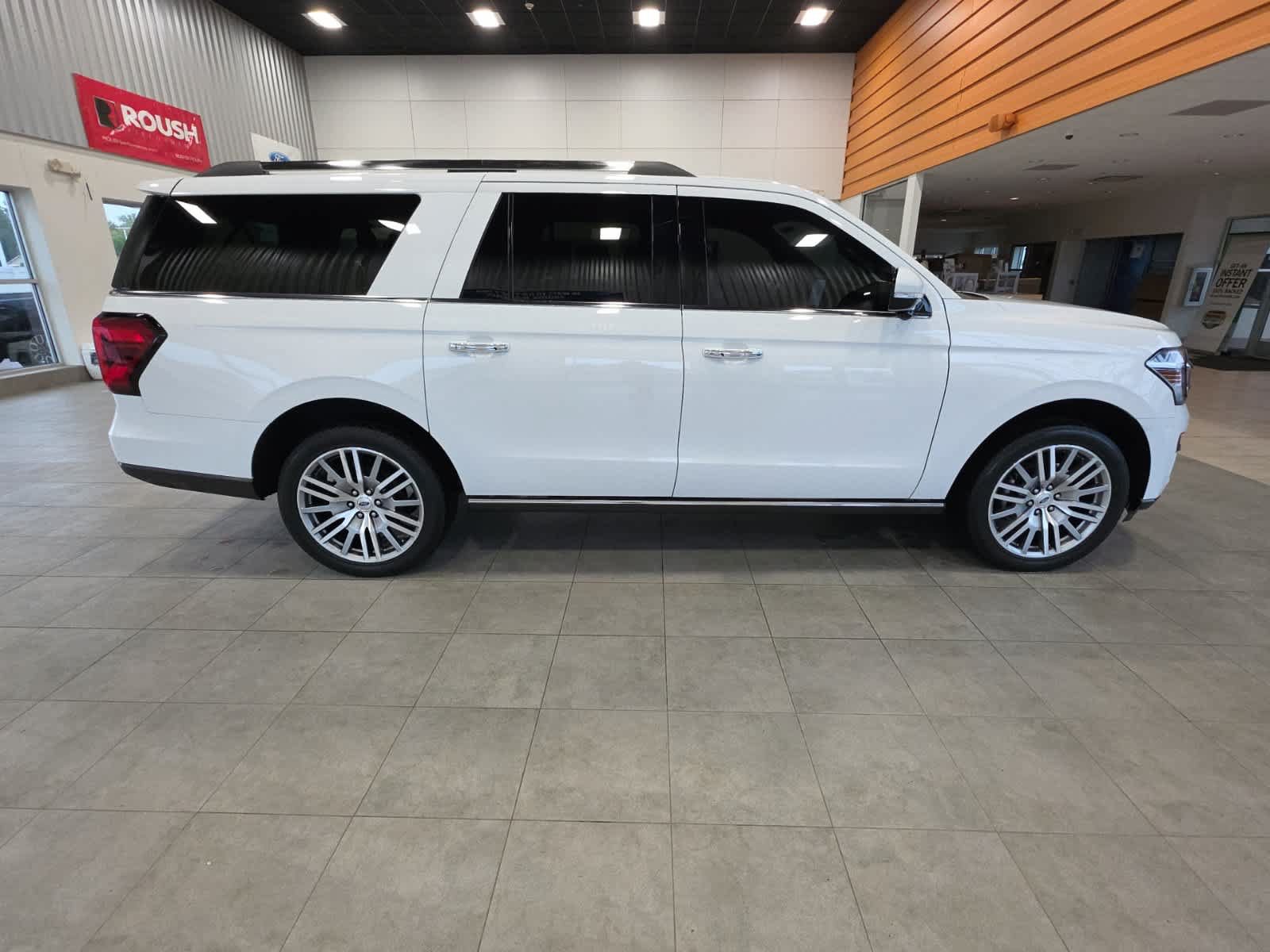 Used 2023 Ford Expedition Max Limited AWD/4WD image 6