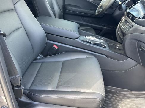 Used 2024 Honda Ridgeline RTL+ image 17