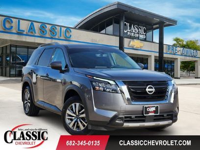 Used 2025 Nissan Pathfinder SL