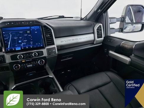 Used 2022 Ford F250 Lariat w/ Lariat Ultimate Package AWD/4WD image 29