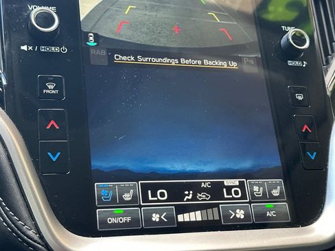 Certified 2023 Subaru Outback Touring XT AWD/4WD image 20