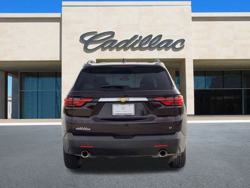 Used 2023 Chevrolet Traverse LT image 4