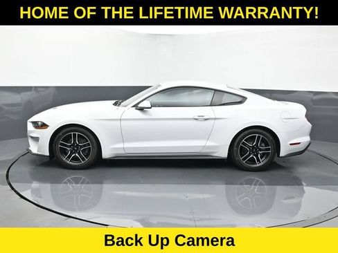 Used 2023 Ford Mustang Coupe RWD image 4