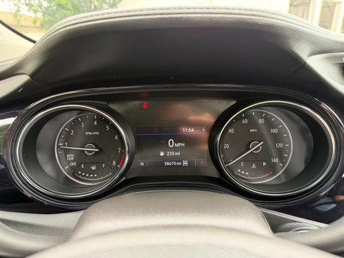 Used 2021 Buick Encore GX Essence w/ Experience Buick Package AWD/4WD image 16