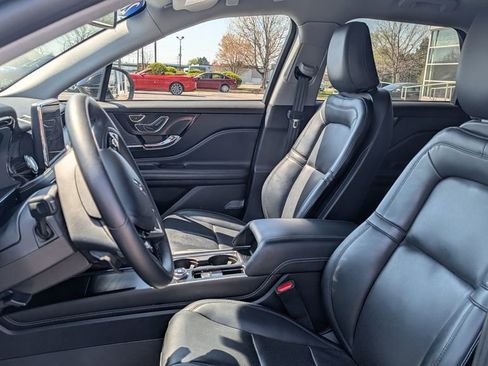 Used 2022 Lincoln Corsair AWD w/ Equipment Group 101A image 10