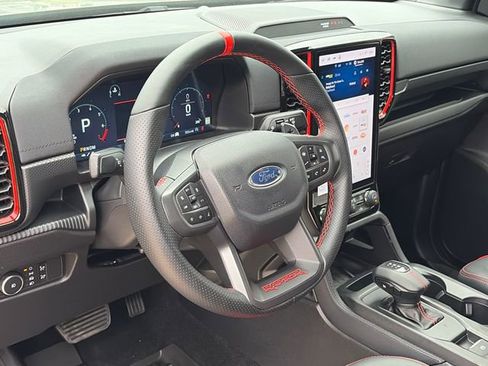Used 2025 Ford Ranger Raptor AWD/4WD image 17