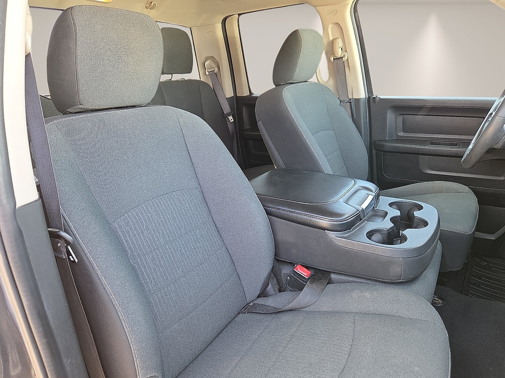 Used 2021 RAM 1500 Tradesman w/ Chrome Plus Package RWD image 9