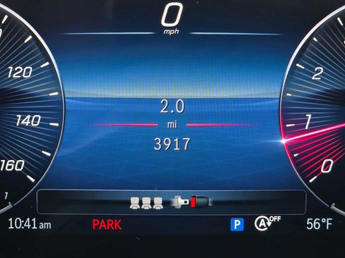 Used 2025 Mercedes-Benz GLA 250 image 27