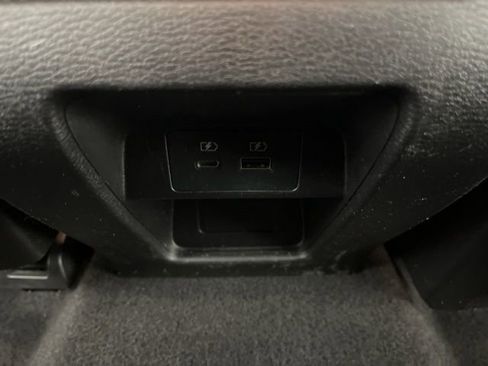 Used 2024 Mitsubishi Outlander SE image 46