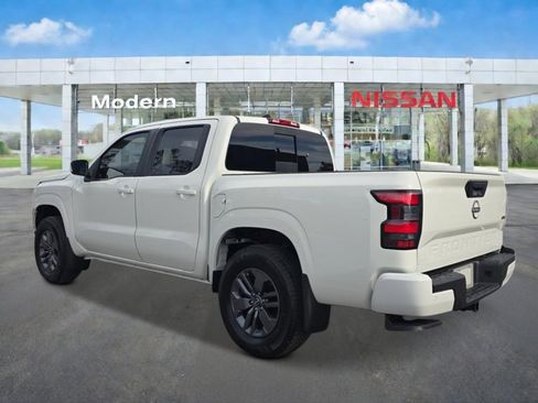 New 2026 Nissan Frontier SV w/ Tow Package AWD/4WD image 3