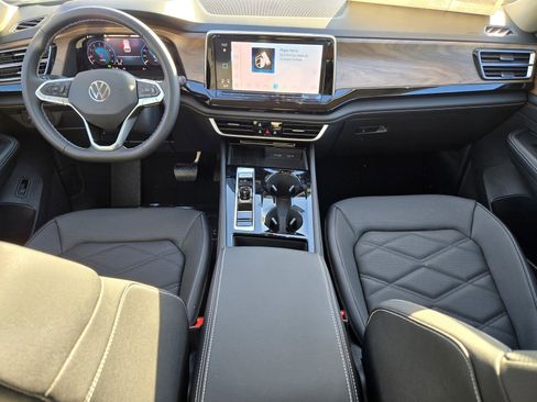 New 2026 Volkswagen Atlas SE image 9