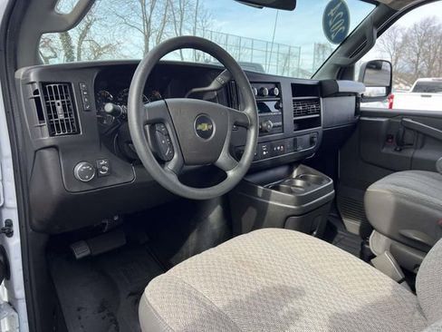 Certified 2024 Chevrolet Express 3500 LT w/ LT Preferred Equipment Group image 13
