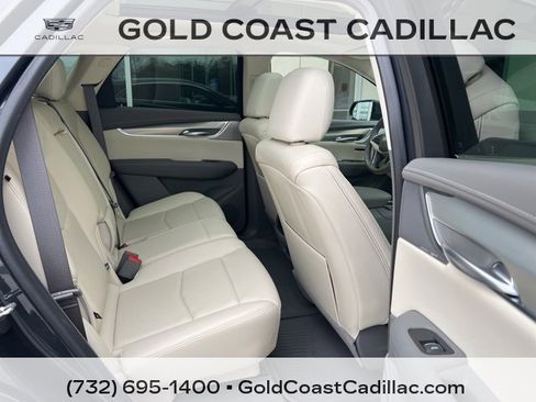 Certified 2023 Cadillac XT5 Premium Luxury w/ LPO, Floor Liner Package image 8
