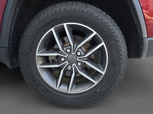 Used 2019 Jeep Grand Cherokee Limited w/ Luxury Group II image 8