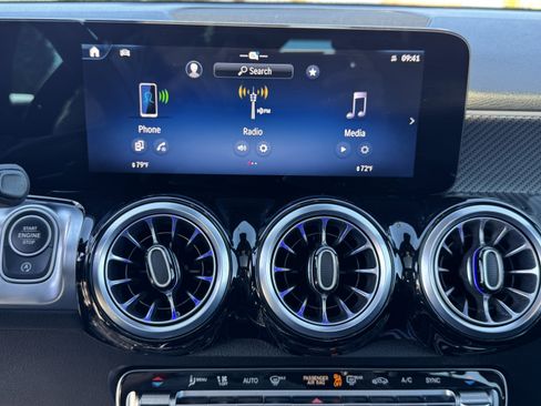 Certified 2025 Mercedes-Benz GLB 35 AMG 4MATIC image 24