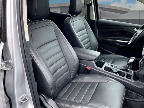 Used 2018 Ford Escape SEL image 7