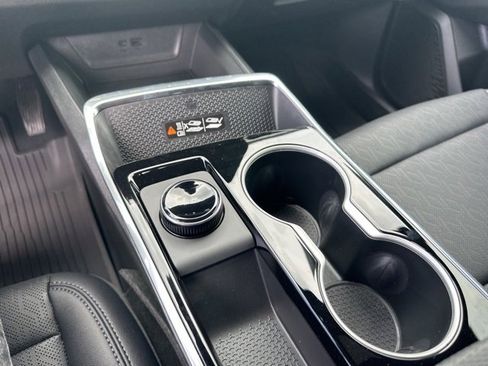 New 2026 Chevrolet Equinox LT w/ Convenience Package II image 25