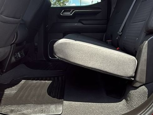 Used 2023 Chevrolet Silverado 1500 LT RWD image 24