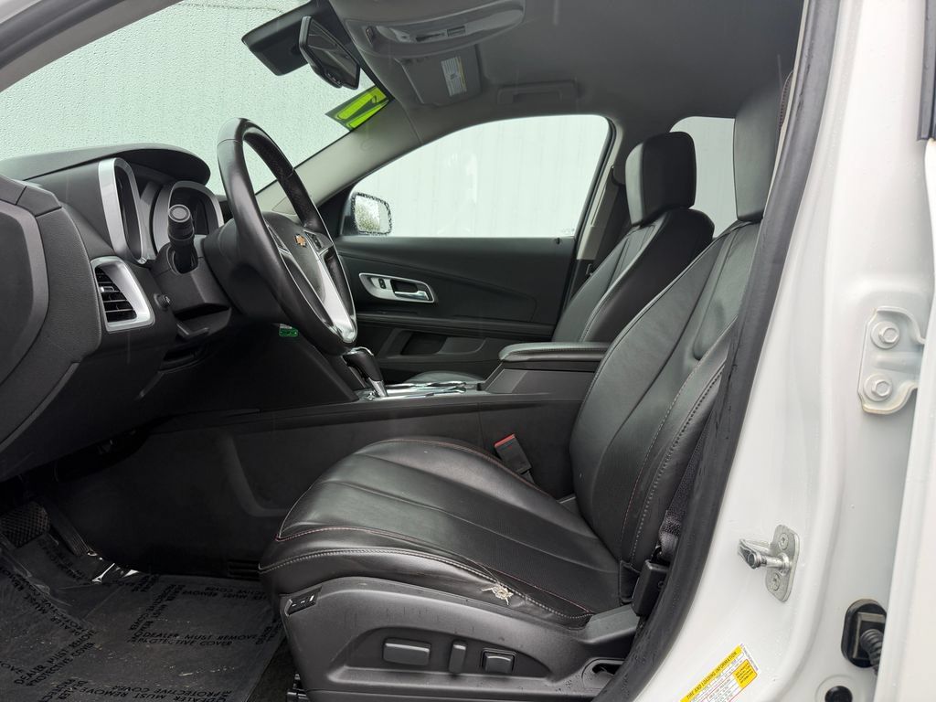 Used 2017 Chevrolet Equinox Premier FWD image 17