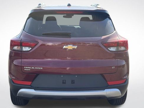 Used 2025 Chevrolet TrailBlazer LT AWD/4WD image 8