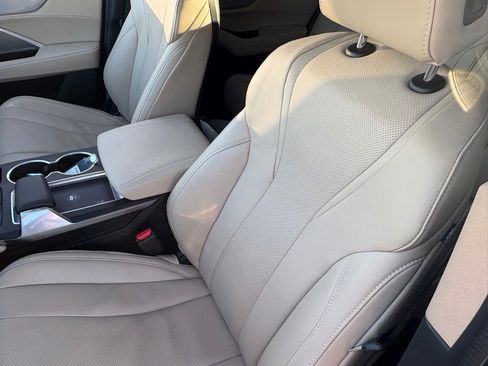 Used 2023 Acura MDX FWD w/ Technology Package image 32