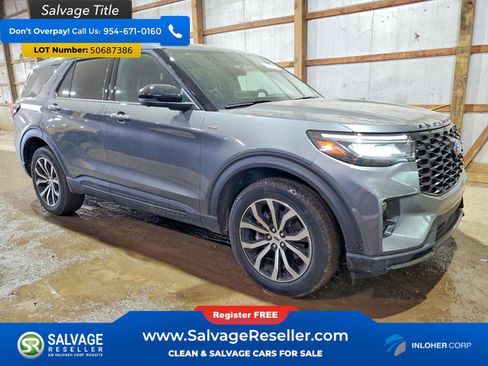 Used 2025 Ford Explorer ST-Line AWD/4WD image 5