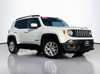Used 2015 Jeep Renegade Latitude video 1