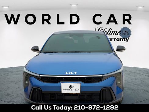 New 2025 Kia K4 GT-Line Turbo w/ GT-Line Sunroof Package FWD image 2