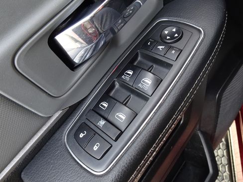 Used 2018 RAM 2500 Power Wagon w/ Luxury Group image 27