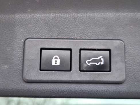 Used 2020 Subaru Ascent Touring image 14