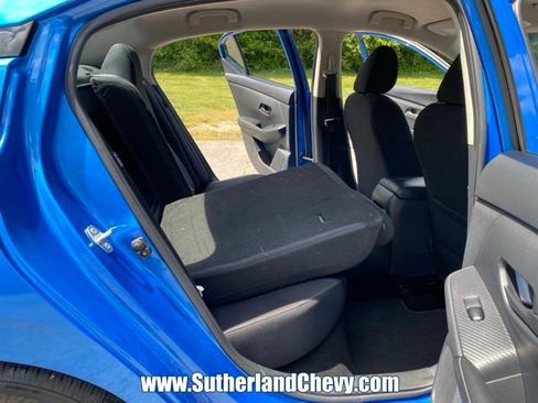 Used 2024 Nissan Sentra SV FWD image 33