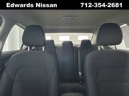 Used 2025 Nissan Sentra S image 29