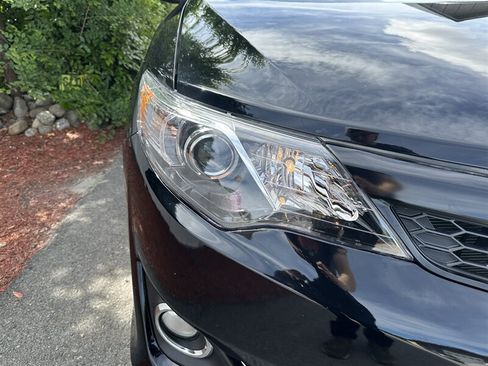 Used 2012 Toyota Camry SE FWD image 27